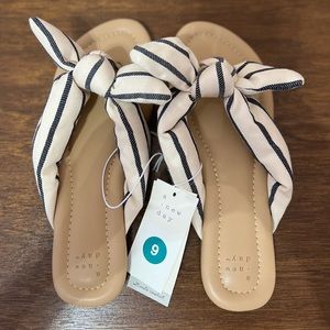 NWT A New Day soft Sandals with cute navy and white ties
